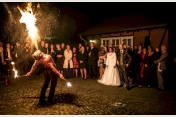 Romantische Feuershow zur Hochzeit - besser als Feuerwerk!